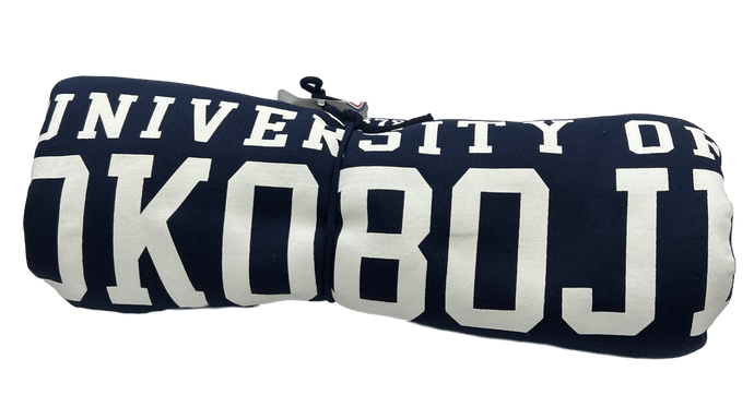 The U of O Navy With White Sweatshirt Blanket